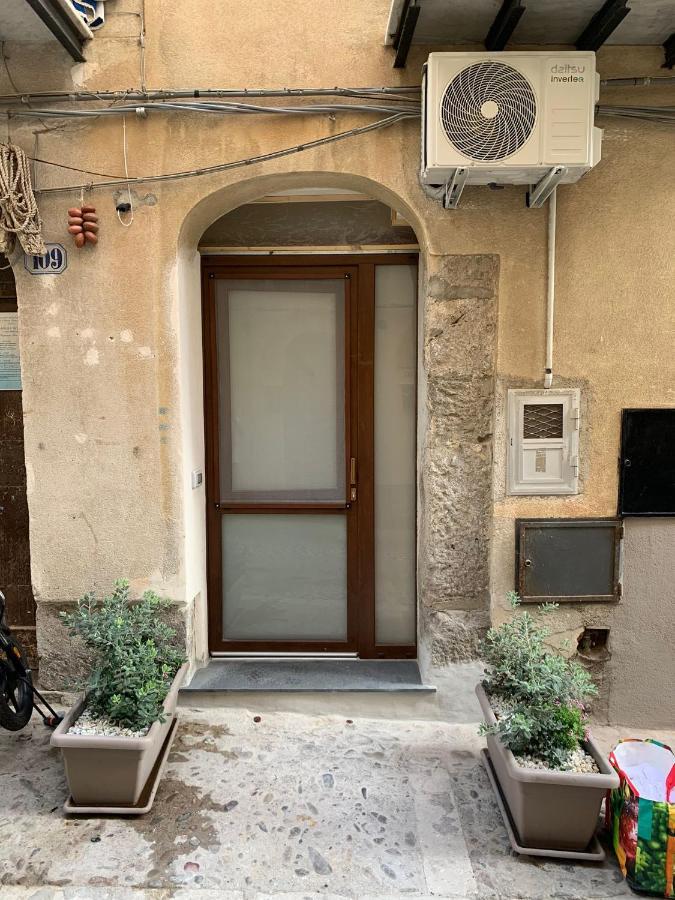 Vitrani'S House Apartments Cefalú Exterior foto